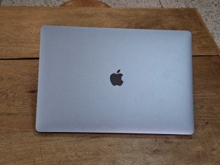 macbook-pro-2019-16-i9